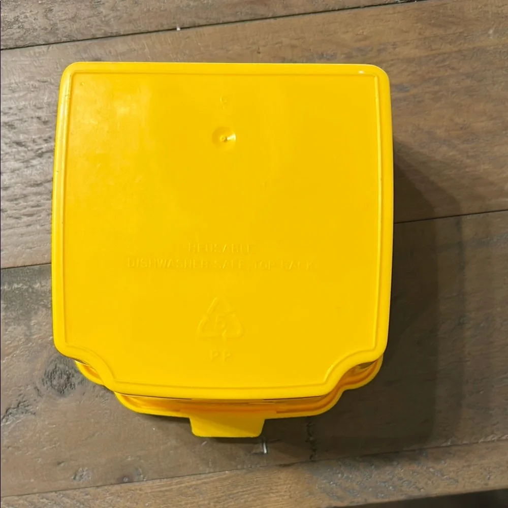 Bright Yellow Storage Box for Efficient Organization - Picture 4 of 4